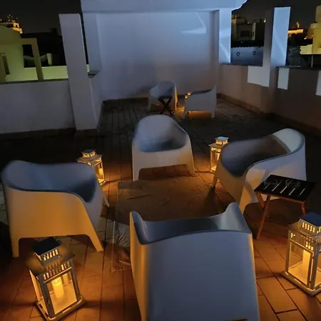 Апартаменти Sherry Ii Parking Gratuito