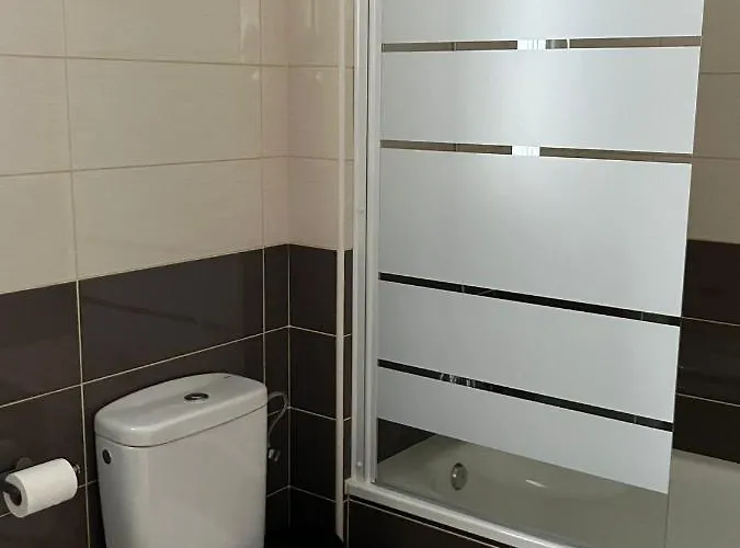 Sherry Ii Parking Gratuito